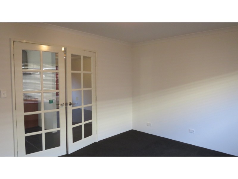 55 Willow Brook View, Meadow Springs WA 6210