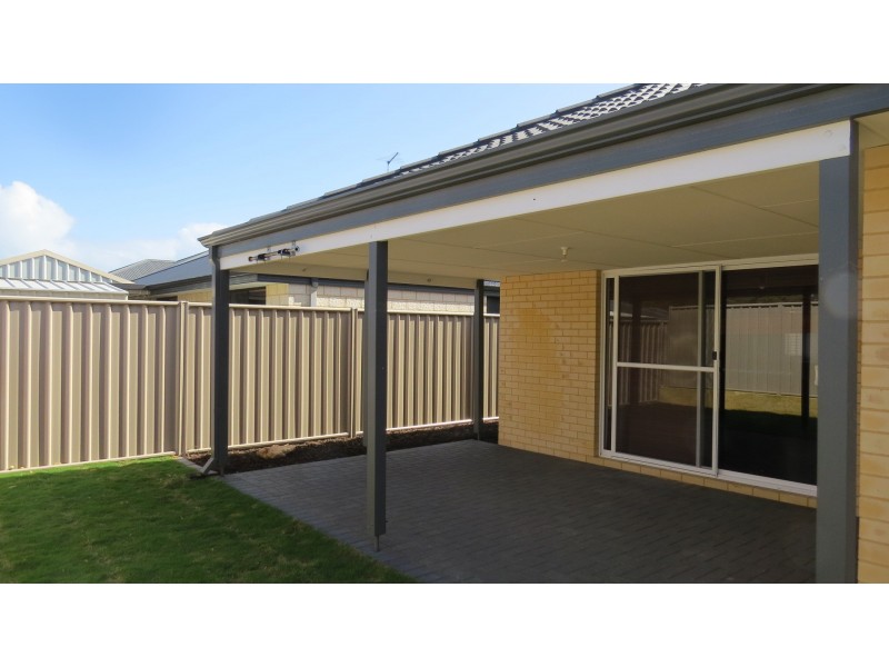 55 Willow Brook View, Meadow Springs WA 6210