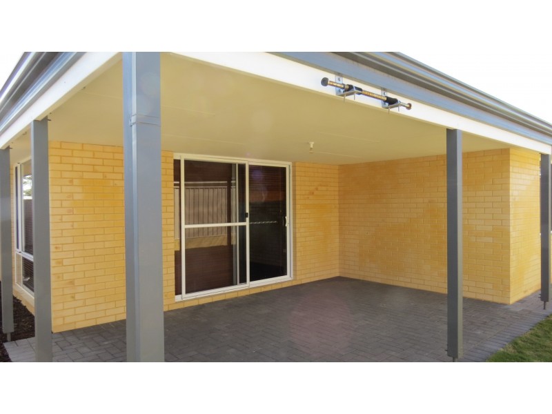 55 Willow Brook View, Meadow Springs WA 6210