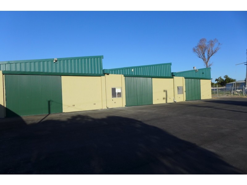 U 1, 2 and 3, 35 Reserve Drive, Mandurah WA 6210