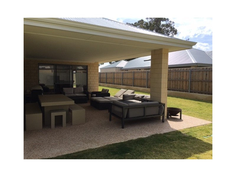 57 Torwood Edge, Halls Head WA 6210