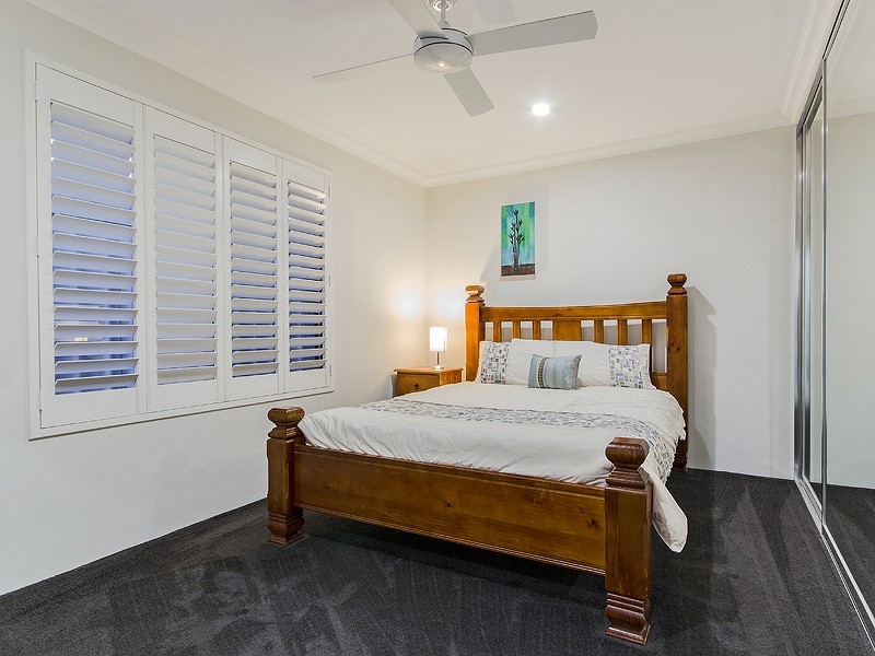 12 Norton Ave, Coodanup WA 6210