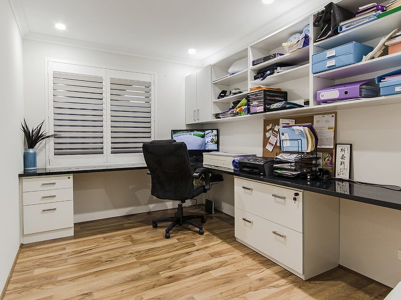 12 Norton Ave, Coodanup WA 6210