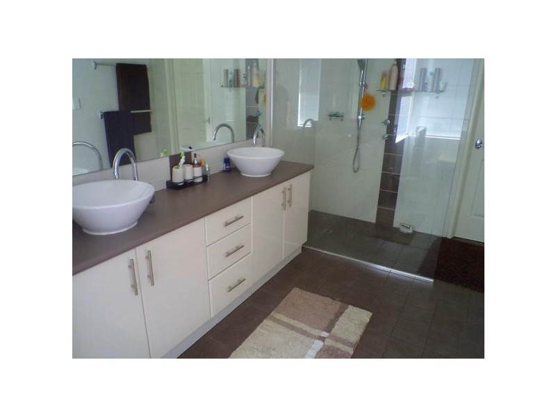 13 Pinnace Court, Halls Head WA 6210