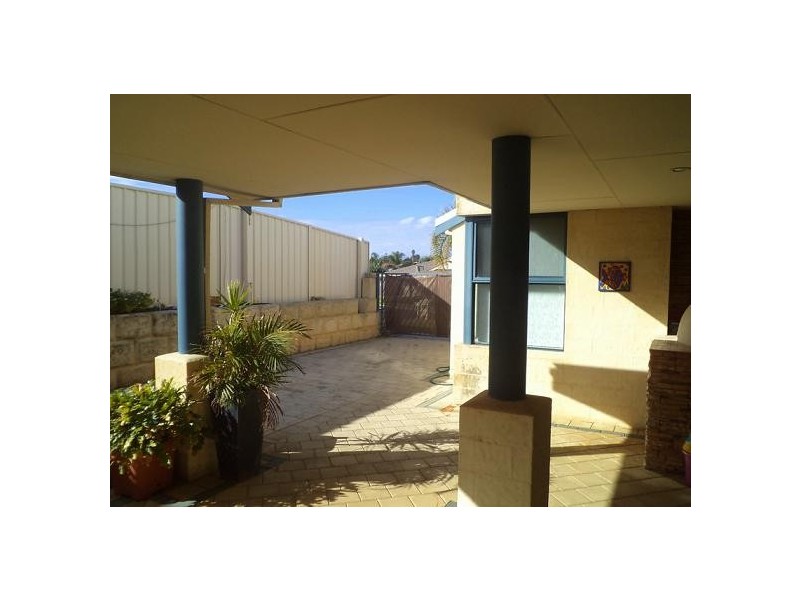 13 Pinnace Court, Halls Head WA 6210