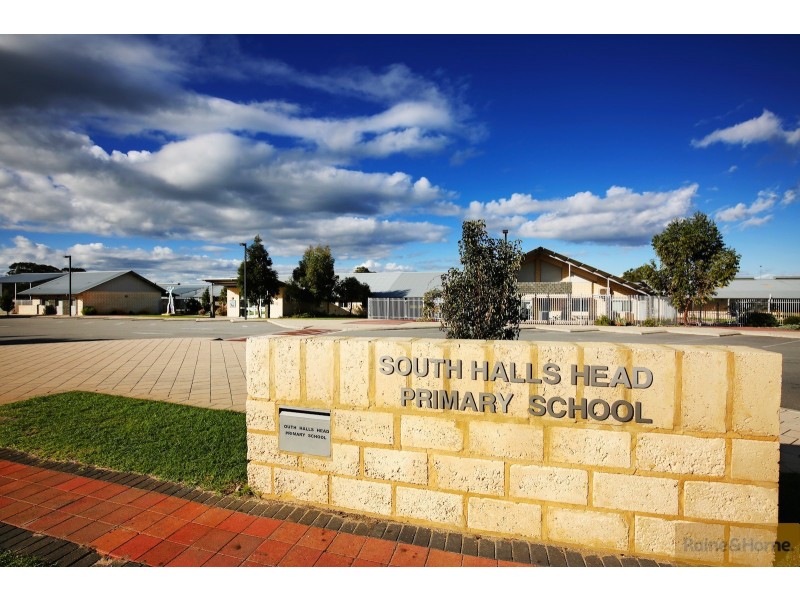 21 Sulina Rise, Falcon WA 6210