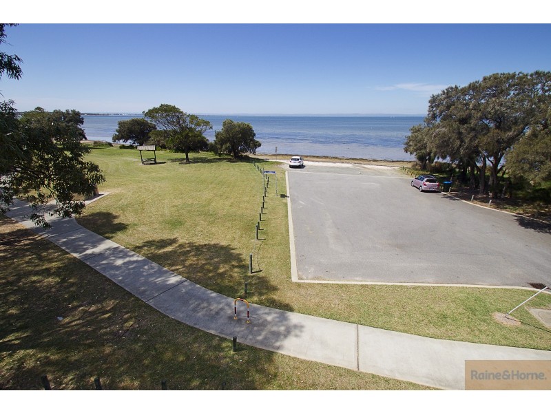 21 Sulina Rise, Falcon WA 6210