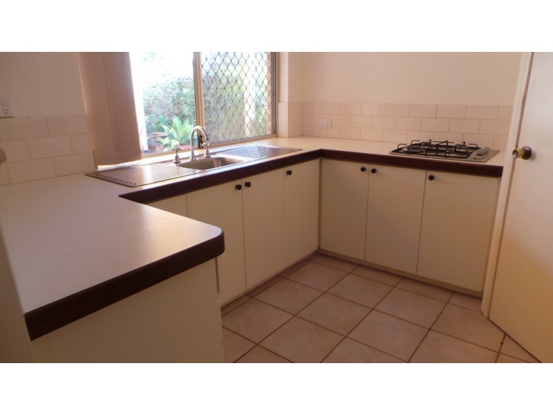 2/2 Creery Street, Dudley Park WA 6210