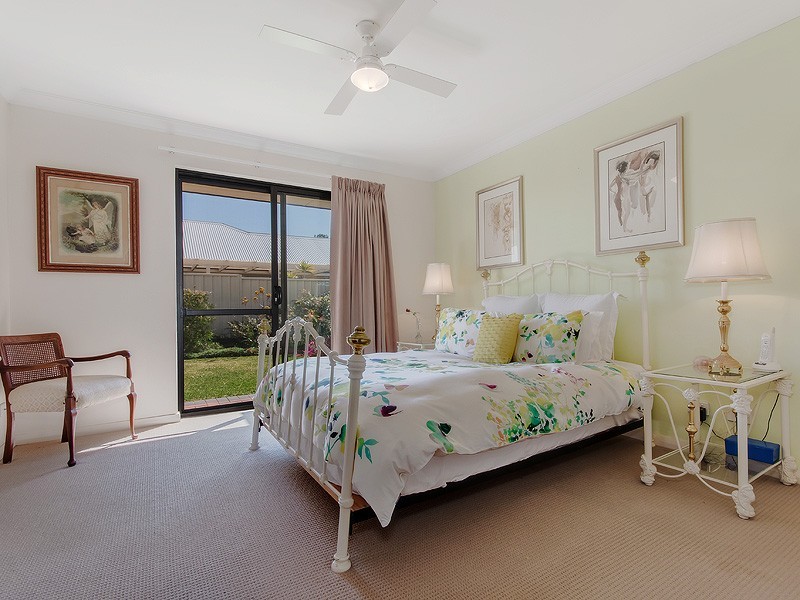 13 Zamia Loop, Falcon WA 6210