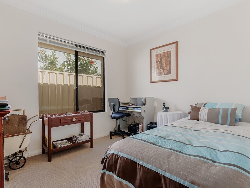 13 Zamia Loop, Falcon WA 6210