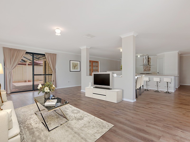 20 Hamlet Pass, Pinjarra WA 6208