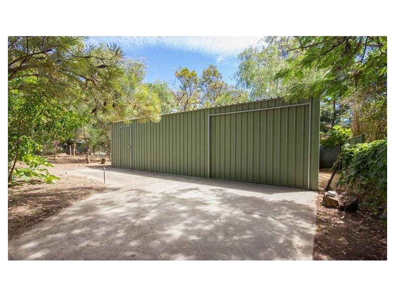 8 Maroona Place, Greenfields WA 6210