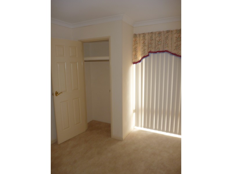 10A Donnelly Gardens, Dudley Park WA 6210