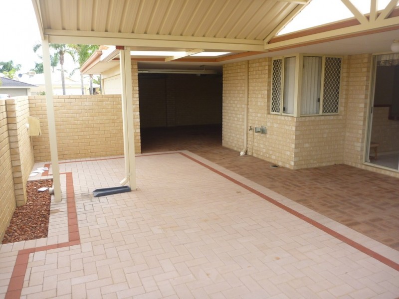 10A Donnelly Gardens, Dudley Park WA 6210