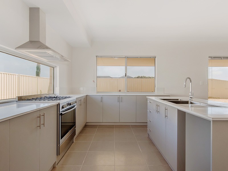 28 Dalwallinu Terrace, Dawesville WA 6211