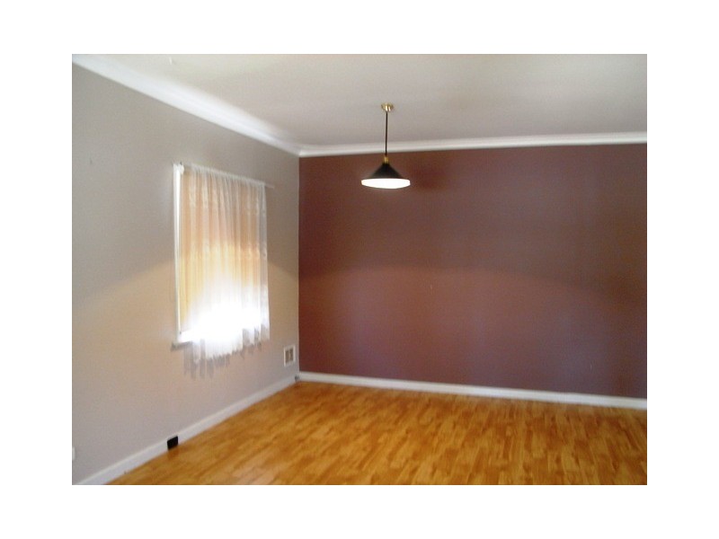 35 Wyeree Road, Mandurah WA 6210