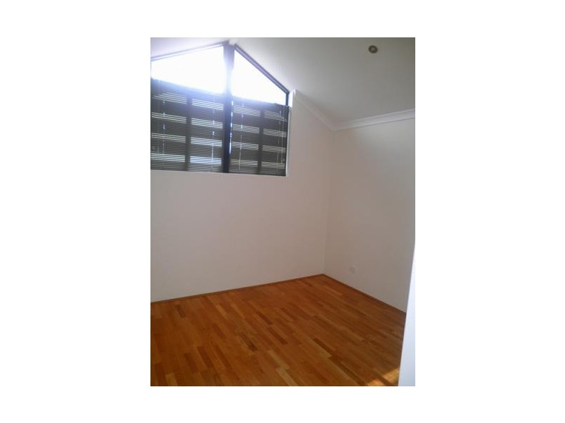3/18 Davey Street, Mandurah WA 6210