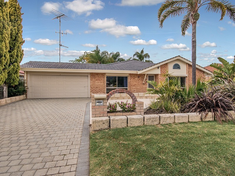 5 St James Place, Greenfields WA 6210