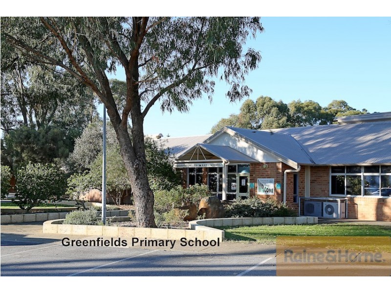 5 St James Place, Greenfields WA 6210