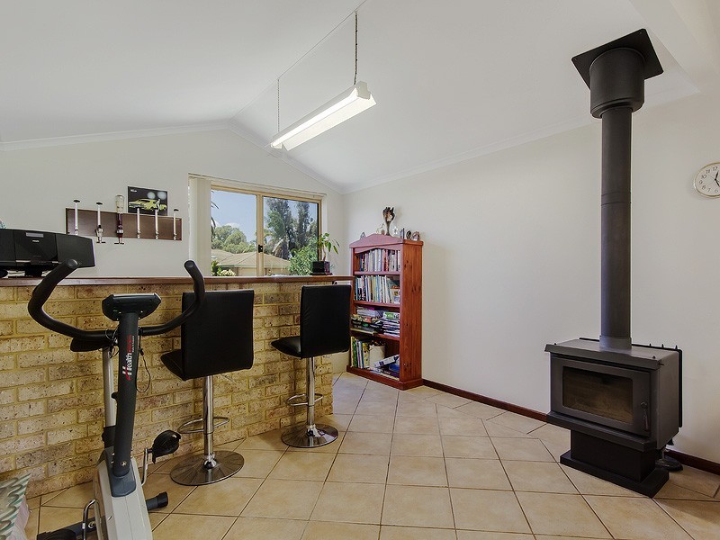 11 Esprit Parkway, Greenfields WA 6210