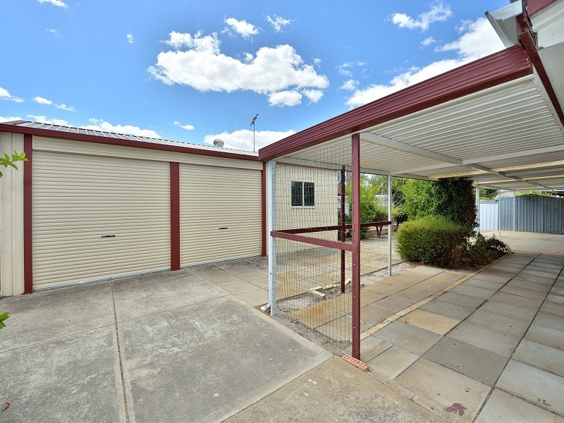 13 Lloyd Avenue, Ravenswood WA 6208