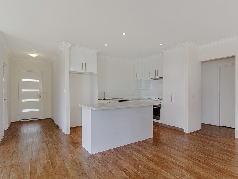 30 Vaucluse Way, Coodanup WA 6210