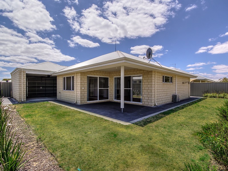 30 Vaucluse Way, Coodanup WA 6210