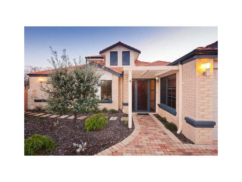 4 Mingenew Court,, Dawesville WA 6211