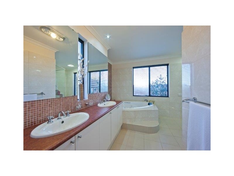 4 Mingenew Court,, Dawesville WA 6211