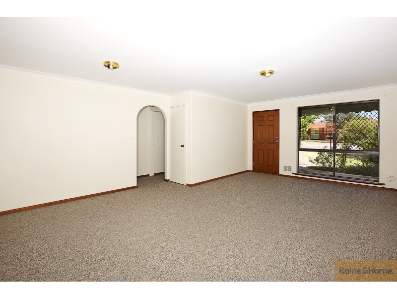 4/6 Leslie Street, Dudley Park WA 6210