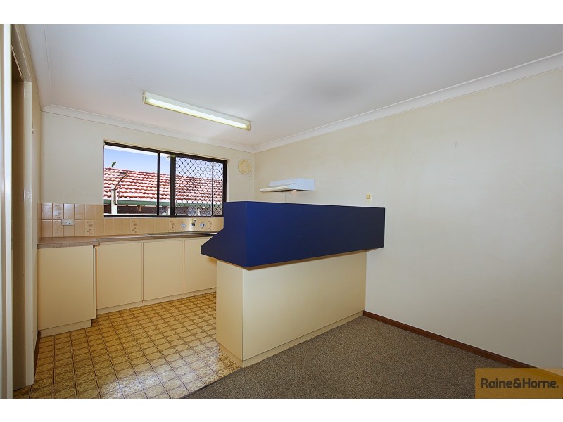 4/6 Leslie Street, Dudley Park WA 6210