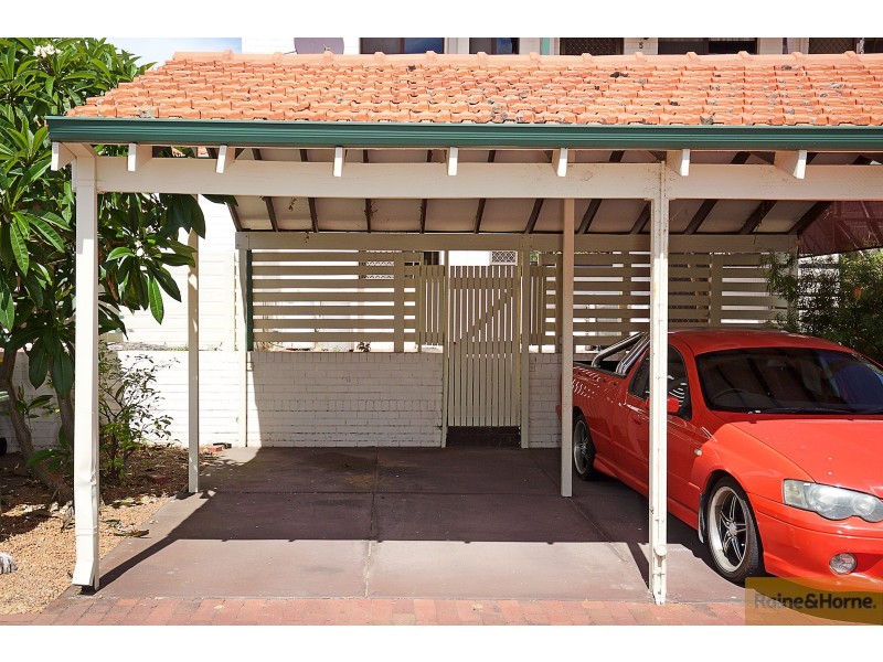 4/6 Leslie Street, Dudley Park WA 6210