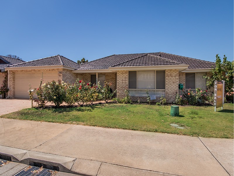 38 Saffron Loop, Falcon WA 6210