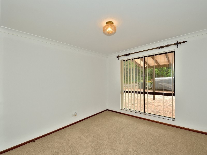 1/6 Mippi Rd, Halls Head WA 6210
