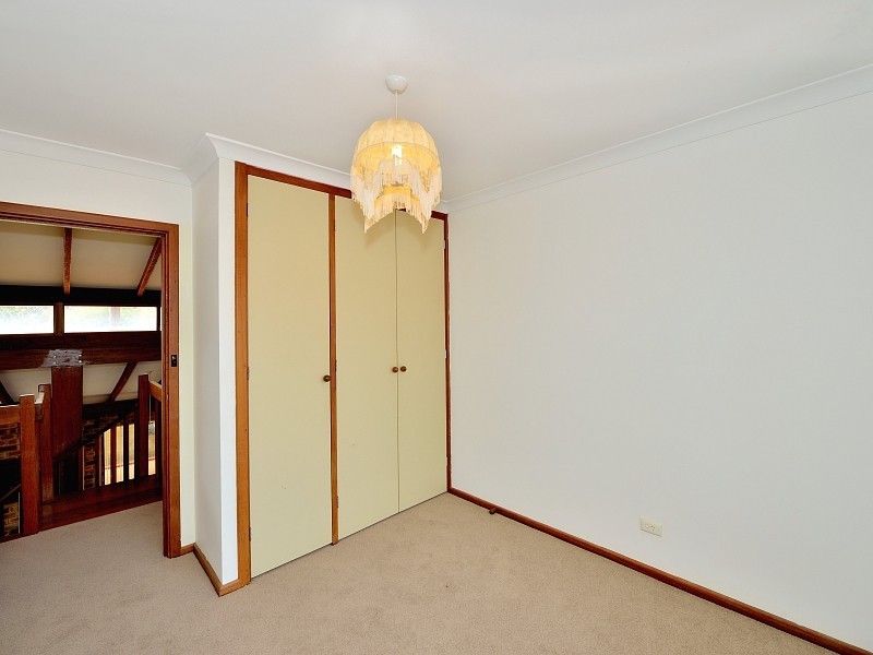 1/6 Mippi Rd, Halls Head WA 6210