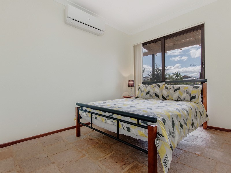 14 Kiap Rd, South Yunderup WA 6208