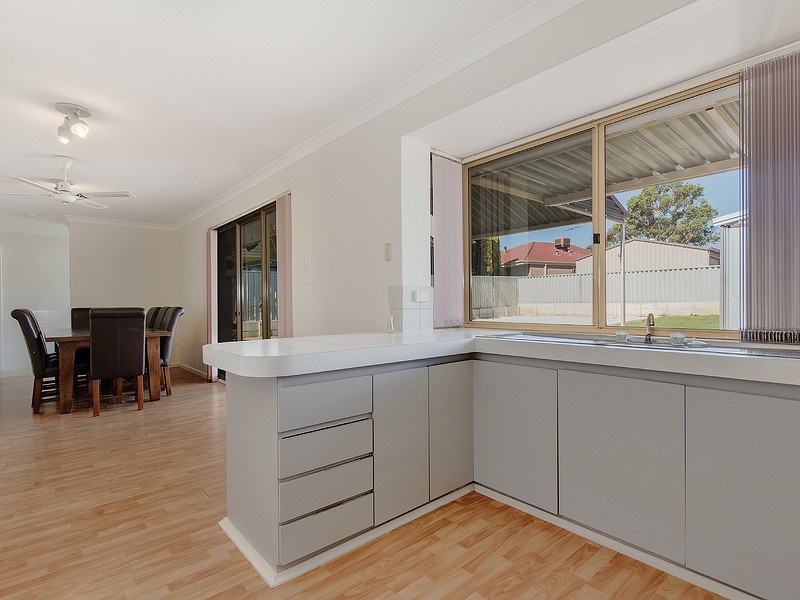 27 Bortolo Drive, Greenfields WA 6210