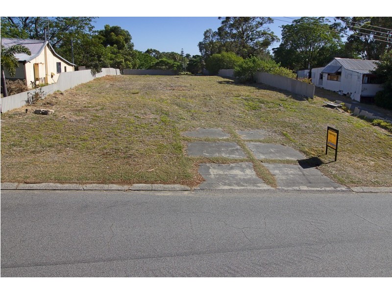 30 Lanyon Street, Mandurah WA 6210