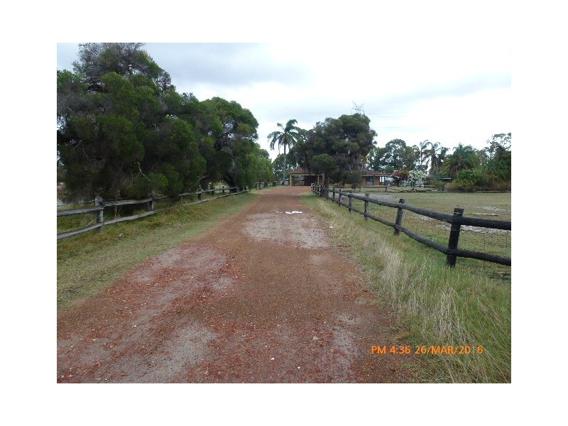 1602 Pinjarra Road, Pinjarra WA 6208