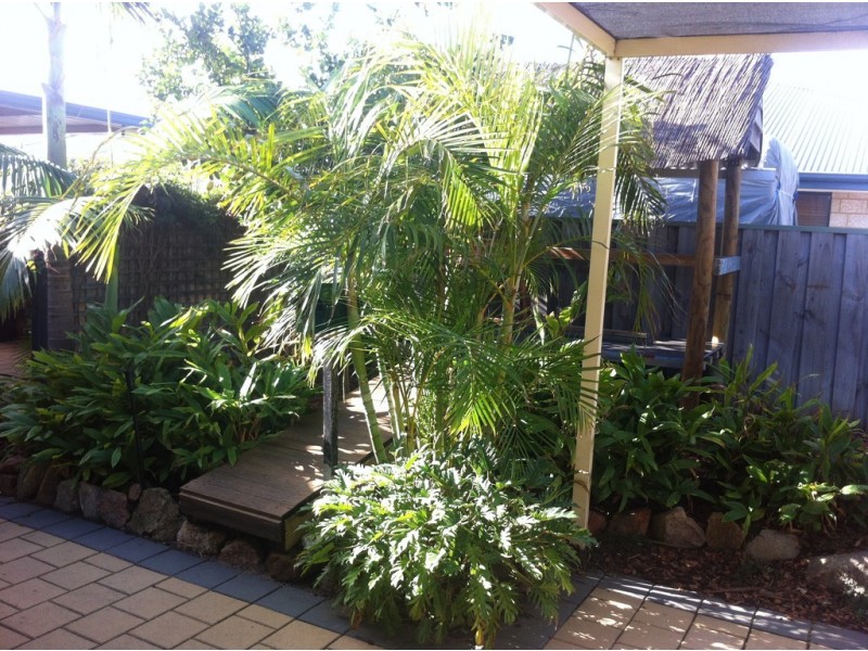 33 Bookleaf Loop, Halls Head WA 6210