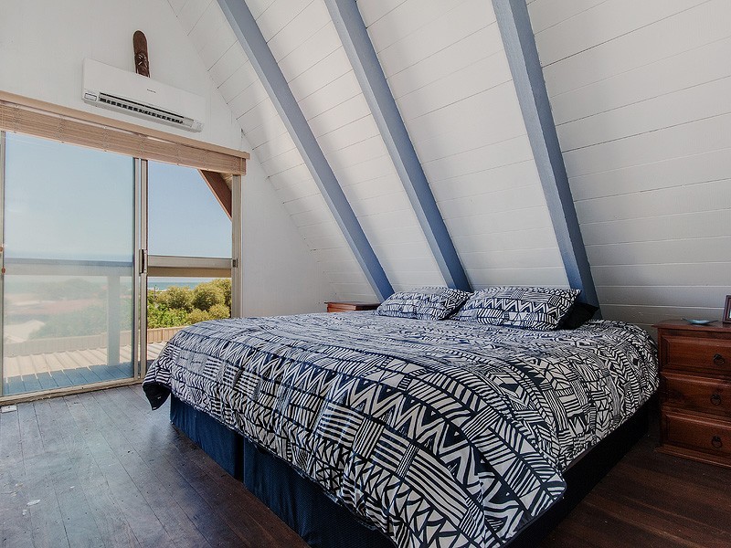 12 Sievewright St, Silver Sands WA 6210