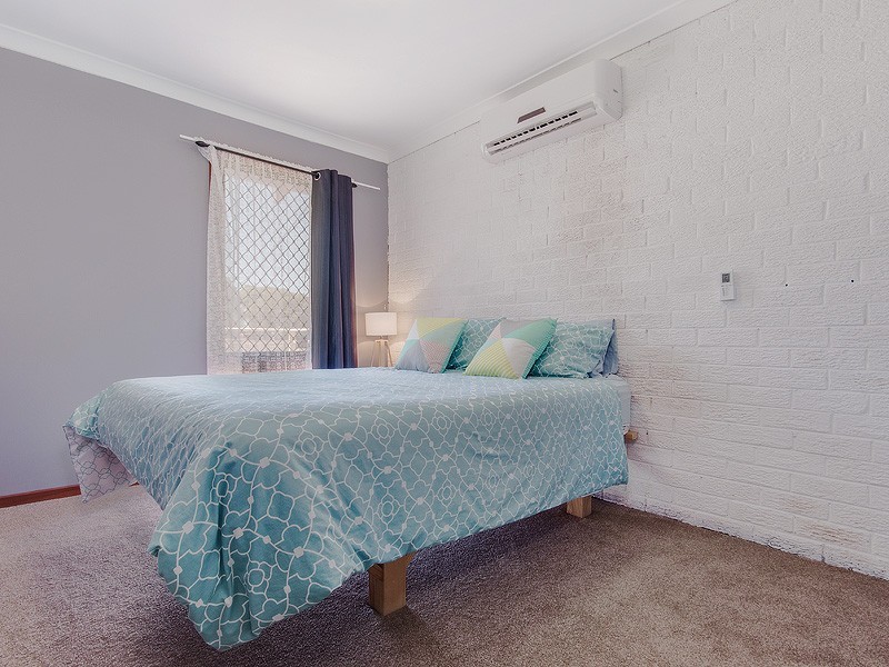 12 Sievewright St, Silver Sands WA 6210