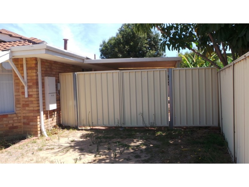 2 Monclair Street, Meadow Springs WA 6210