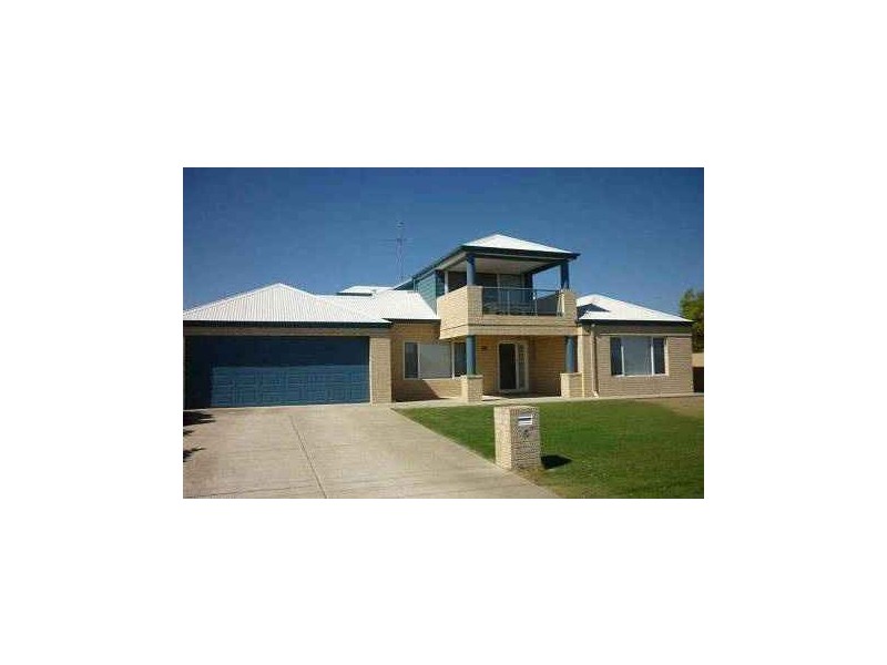 6 Sabina Drive, Madora Bay WA 6210