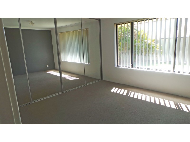 17 Moonbrook Way, Meadow Springs WA 6210