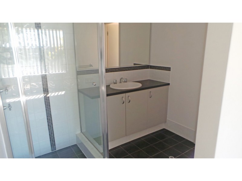 17 Moonbrook Way, Meadow Springs WA 6210