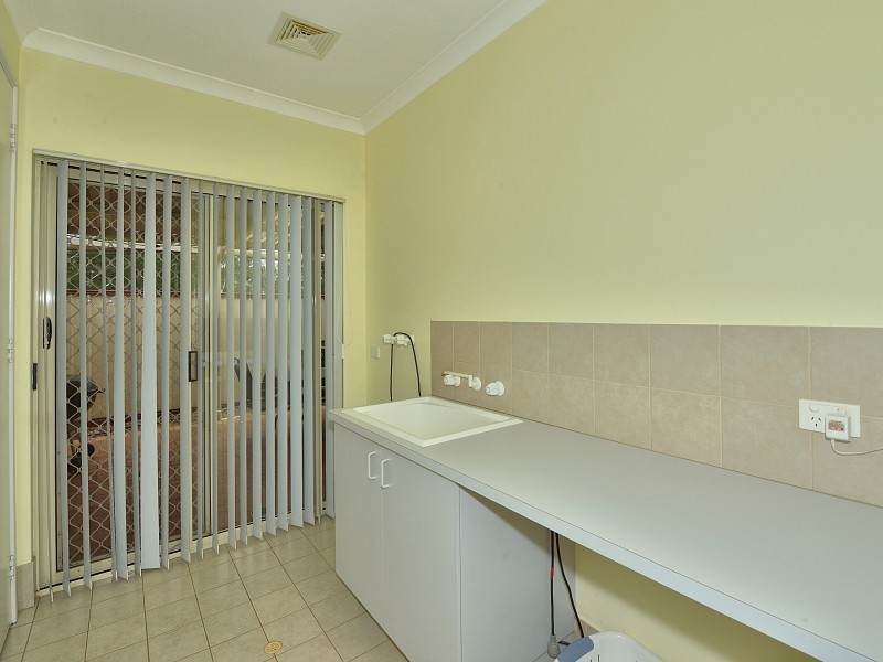 2/27 James Street, Pinjarra WA 6208