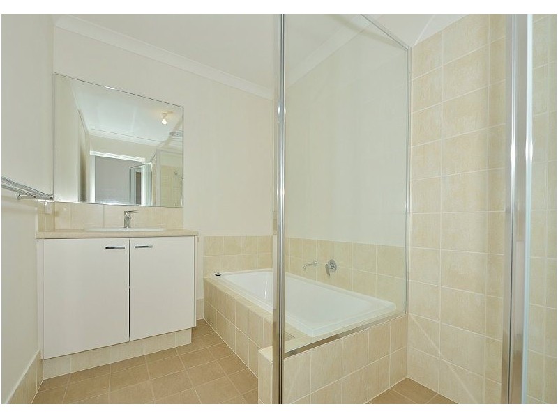 Unit 10/22 Kwella Entrance, Greenfields WA 6210