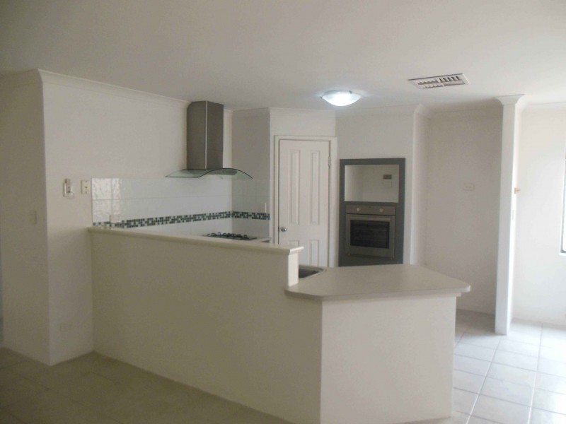 3/10 Binnar Court, Erskine WA 6210