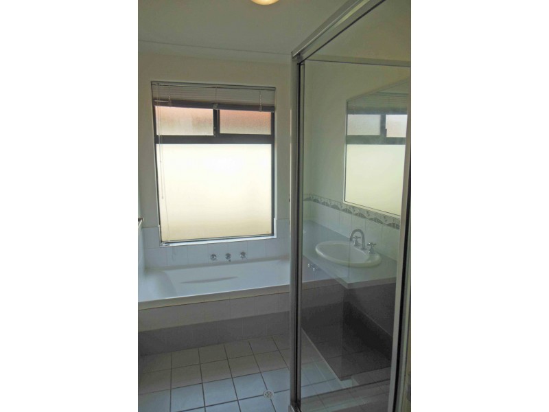 3/10 Binnar Court, Erskine WA 6210